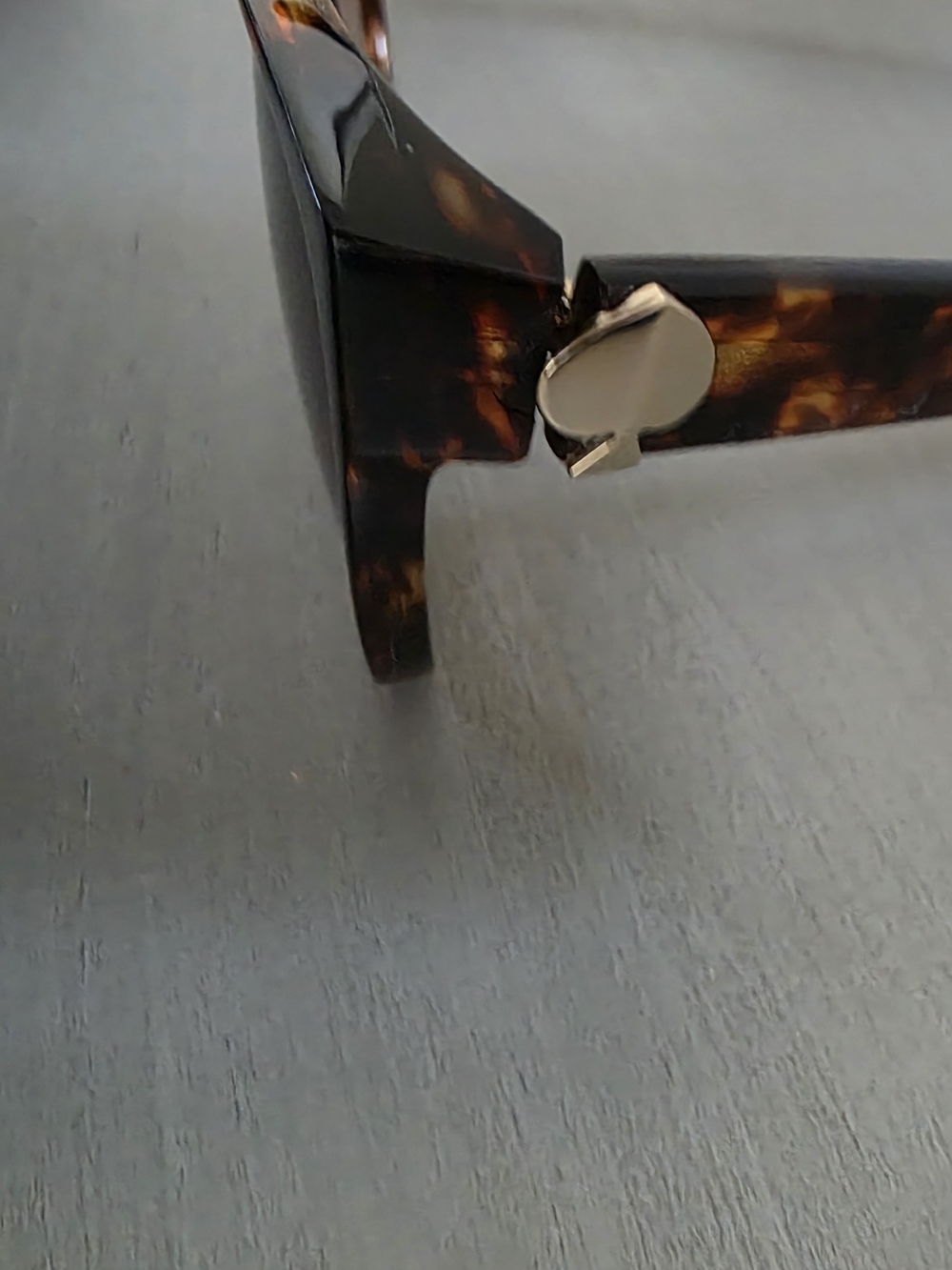 kate Spade Sunglasses - Picture 7 of 9